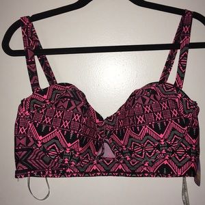 Forever 21 Plus Size Black/Pink Swim Top Size 2x